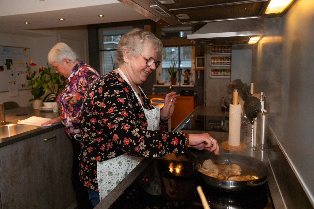 Iedereen wil nieuwe woonvormen voor ouderen. Waarom komen ze zo moeilijk van de grond?