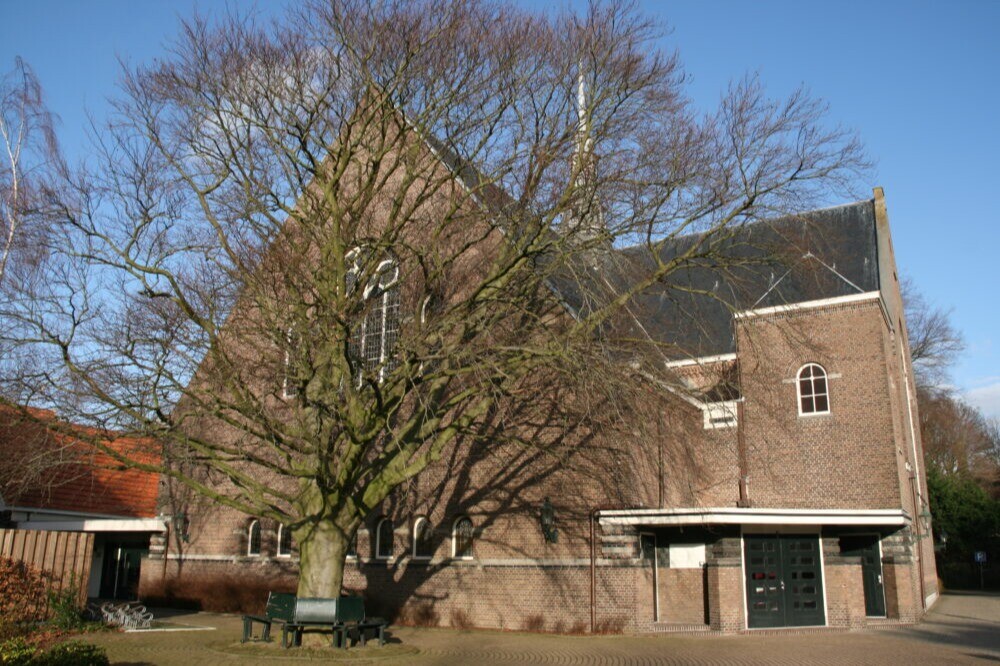 Herontwikkeling Julianakerk Sassenheim voor zorgappartementen